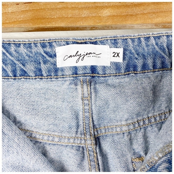 NWT‎ Carly Jean Distressed Topanga Boyfriend Jeans Size 2X - Picture 11 of 13